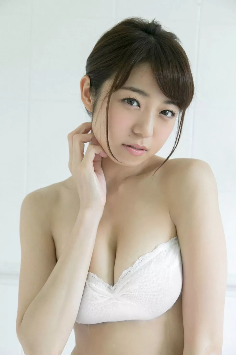 [YS Web]Vol.683_日本美女艺人中村静香甜美迷人性感系列写真99P_极品性感美女