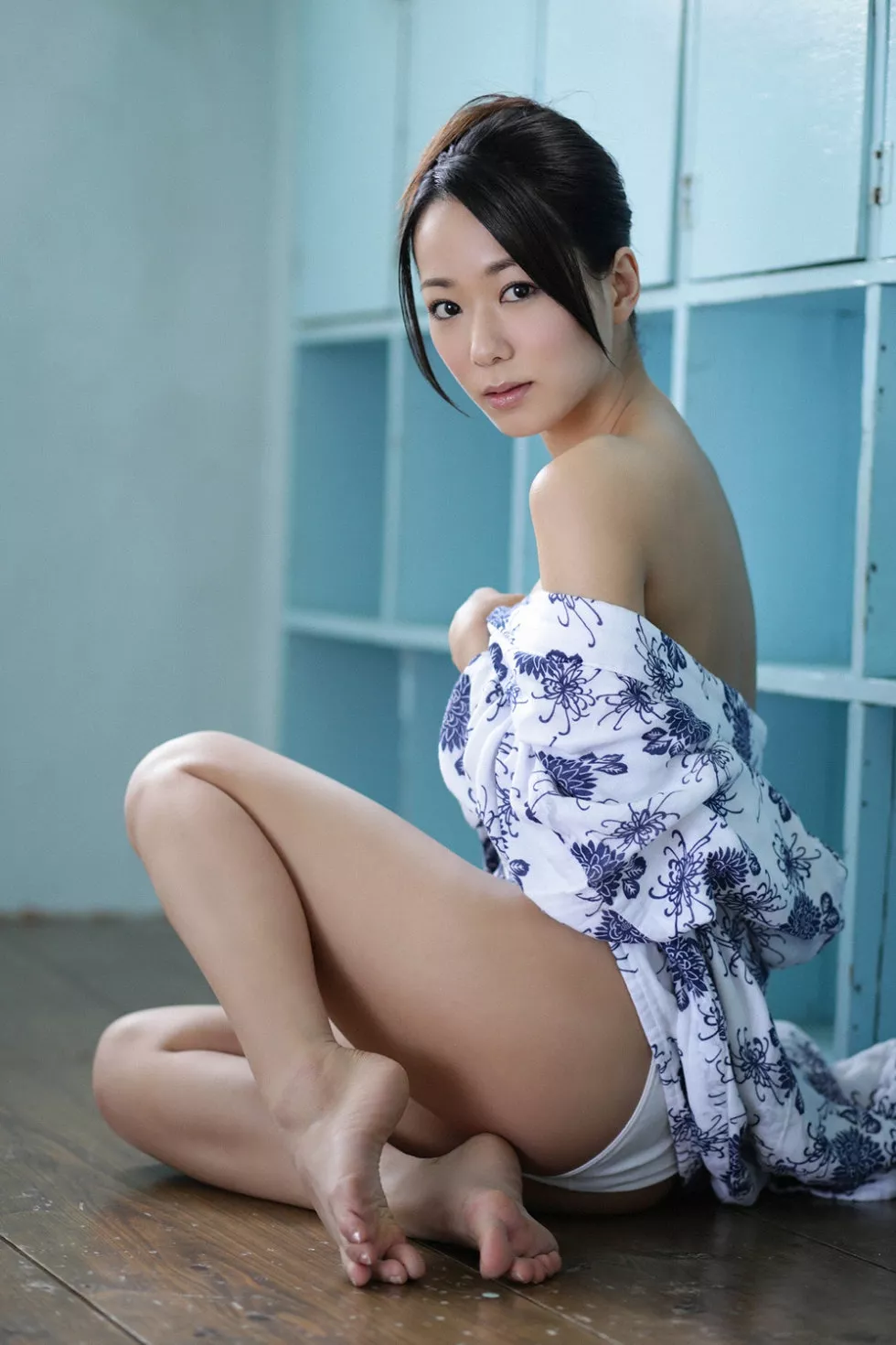 [YS Web]Vol.578_日本演员清水ゆう子美胸性感内衣写真80P_极品性感美女