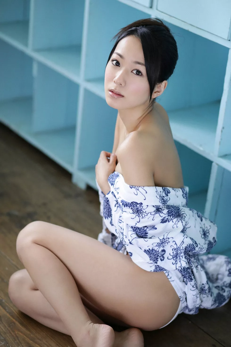 [YS Web]Vol.578_日本演员清水ゆう子美胸性感内衣写真80P_极品性感美女