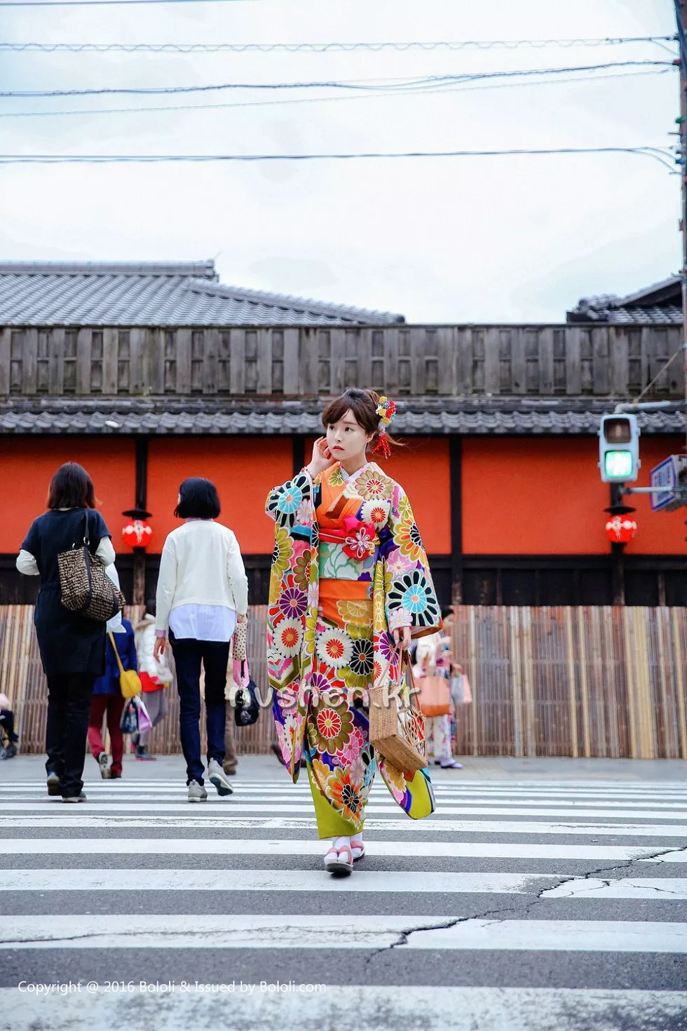 [BoLoli波萝社新刊]Vol.010_嫩模柳侑绮日本旅拍性感日本和服靓丽迷人写真30P_极品性感美女